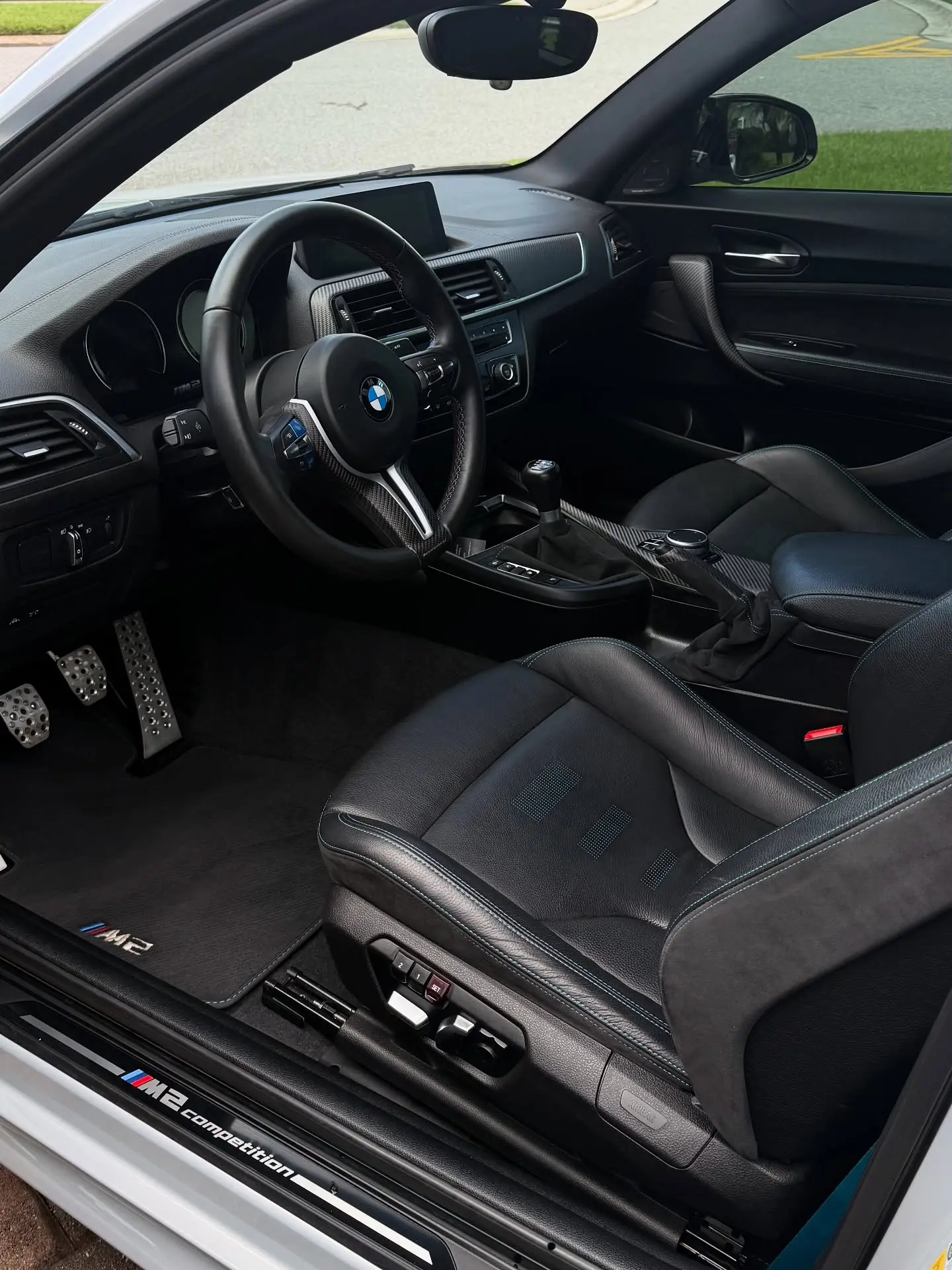 Echelon Motorspa LLC mobile car detailing in Dallas TX
